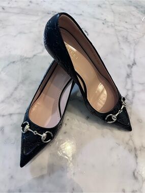 Gucci Guccissima Horsebit Pumps Black Leather Heels Size 37.5 Made in Italy